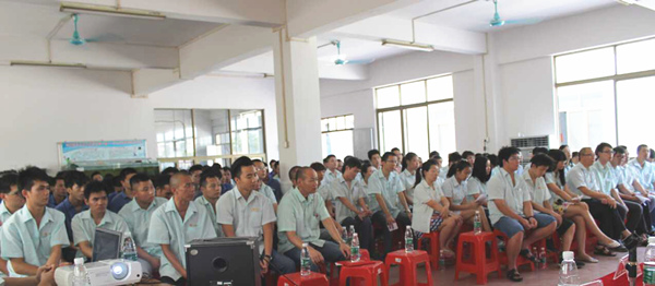 熱烈祝賀2015年8月份佛山興順精密模具有限公司管理升級誓師大會順利召開！