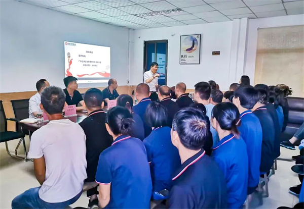 正睿咨詢(xún)集團(tuán)項(xiàng)目總監(jiān)涂亞清老師致辭