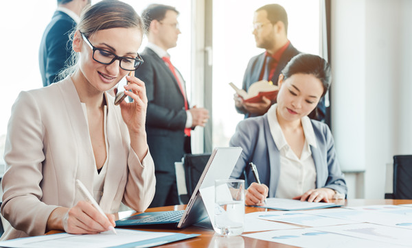 薪酬體系設(shè)計(jì)：構(gòu)建公平、激勵性的薪酬體系