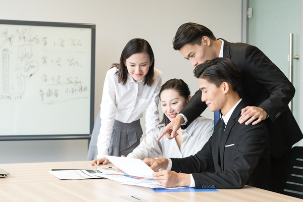 人才梯隊(duì)建設(shè)：培養(yǎng)儲(chǔ)備，確保企業(yè)持續(xù)發(fā)展