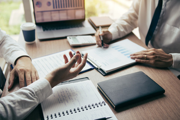 如何評估薪酬體系的可持續(xù)性和競爭力？