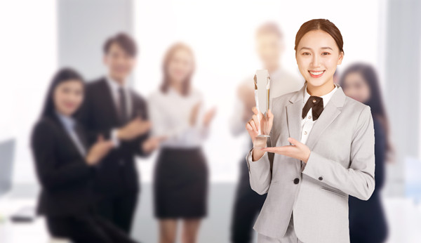 集團(tuán)人才梯隊建設(shè)：培養(yǎng)核心人才，提升企業(yè)競爭力