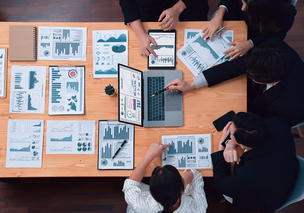 如何針對(duì)問(wèn)題，制定合適的績(jī)效改進(jìn)方案？