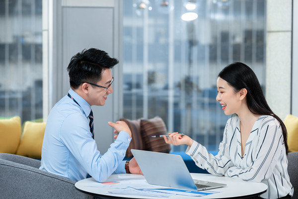 客戶關(guān)系管理：建立長期、穩(wěn)定的客戶關(guān)系