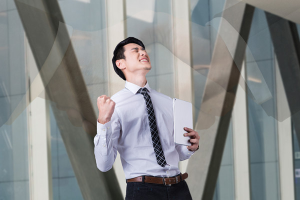 績效管理：應對變革挑戰(zhàn)，推動組織變革成功