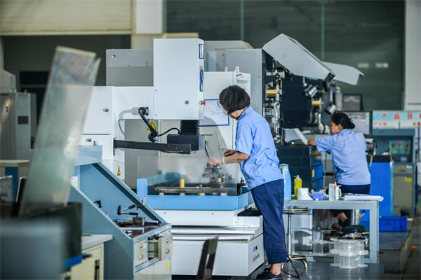 制造業(yè)管理新策略，引領(lǐng)企業(yè)高效運營，提升競爭力