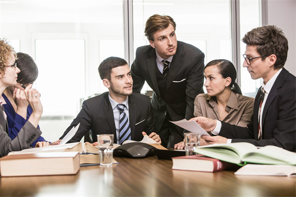 強(qiáng)化集團(tuán)管控體系，引領(lǐng)企業(yè)穩(wěn)健前行，共筑輝煌未來