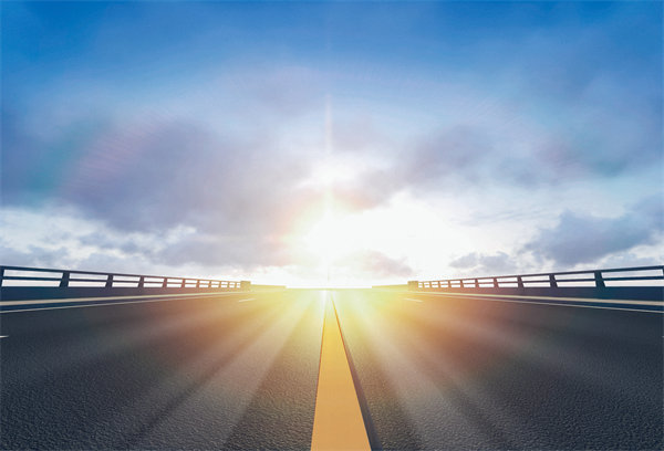 深度戰(zhàn)略咨詢，引領(lǐng)企業(yè)轉(zhuǎn)型，共創(chuàng)美好未來