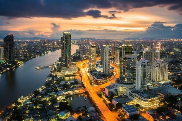 集團(tuán)管控創(chuàng)新實踐，引領(lǐng)行業(yè)發(fā)展趨勢與變革