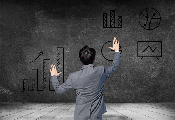 聚焦核心業(yè)務(wù)，優(yōu)化經(jīng)營計劃，推動企業(yè)高質(zhì)量發(fā)展