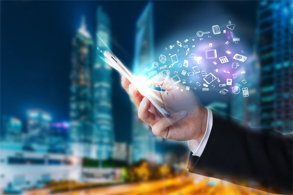 加強(qiáng)集團(tuán)管控信息化建設(shè)，提升決策支持與數(shù)據(jù)分析能力