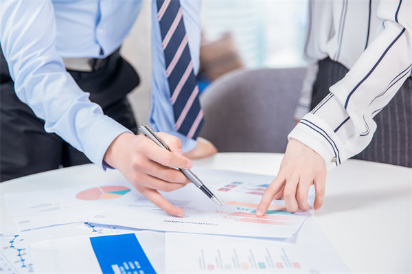 薪酬管理與員工績效評估聯(lián)動，實現(xiàn)企業(yè)員工共同成長