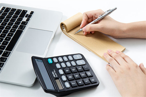 如何評估公司的薪酬水平在行業(yè)中的競爭力如何？