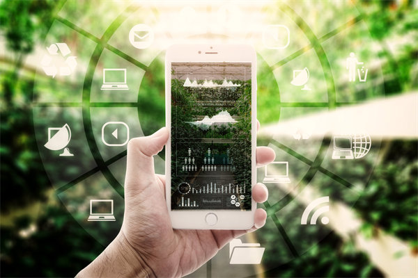 數(shù)字化轉(zhuǎn)型如何加速精益生產(chǎn)策略的實施與成效？