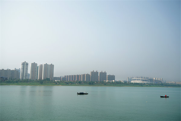 管理咨詢?nèi)绾沃χ曛奁髽I(yè)解決運營難題？