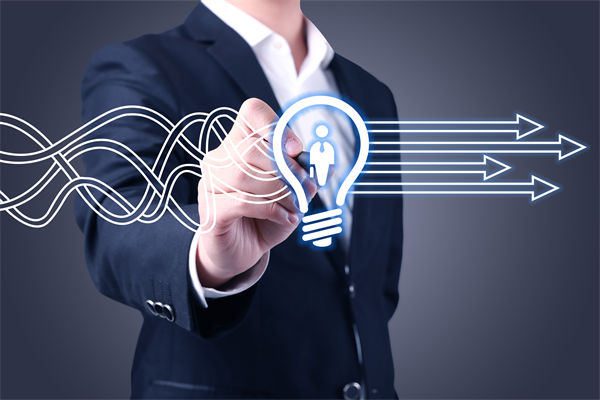 環(huán)境快速變化，企業(yè)如何靈活調(diào)整組織規(guī)劃以應(yīng)對(duì)挑戰(zhàn)？