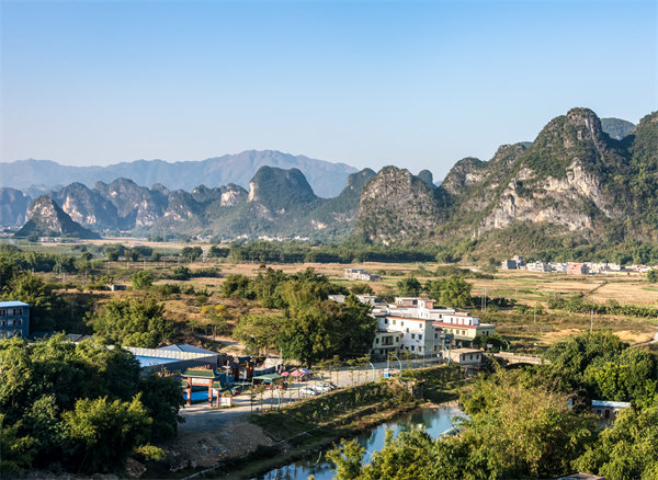 清遠(yuǎn)集團管控咨詢公司如何強化集團集權(quán)與分權(quán)？