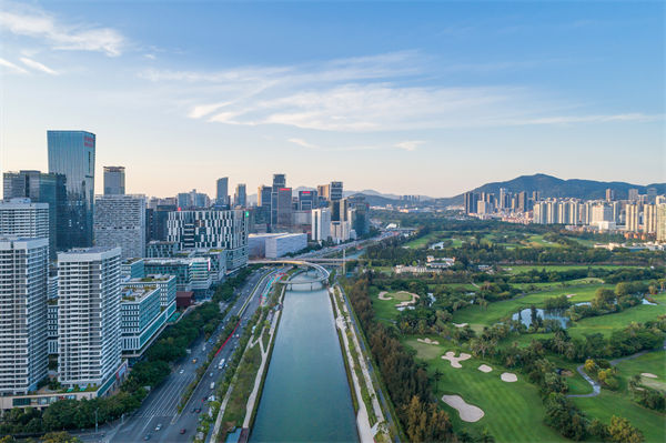 深圳精益生產(chǎn)咨詢公司如何幫助企業(yè)實(shí)現(xiàn)生產(chǎn)流程優(yōu)化？