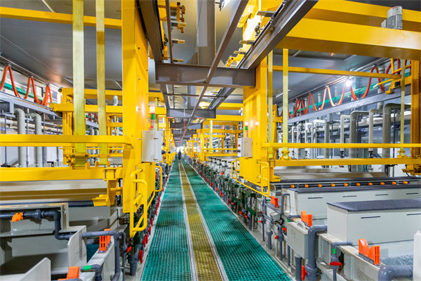 在精益生產(chǎn)中，企業(yè)如何有效減少生產(chǎn)過程中的浪費(fèi)？