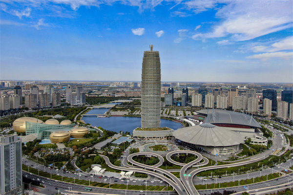 鄭州戰(zhàn)略咨詢公司如何為企業(yè)定制長遠(yuǎn)發(fā)展規(guī)劃？