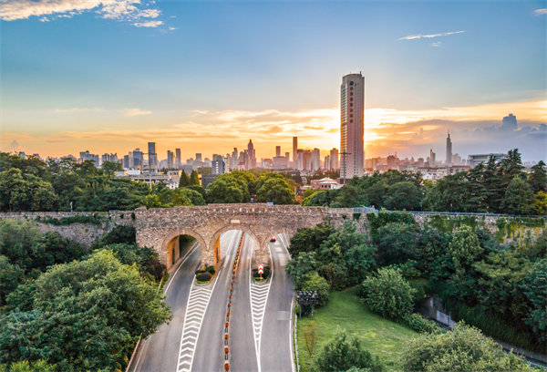 南京集團(tuán)管控咨詢公司如何優(yōu)化集團(tuán)管理架構(gòu)？