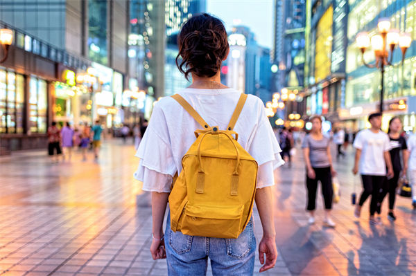 明年消費(fèi)市場(chǎng)總體態(tài)勢(shì)如何？企業(yè)對(duì)此有哪些啟示？