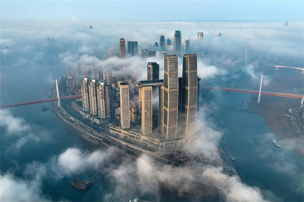 重慶戰(zhàn)略咨詢公司如何為企業(yè)定制長遠(yuǎn)發(fā)展戰(zhàn)略？