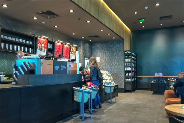 福利政策在薪酬體系中的作用及其優(yōu)化策略是什么？