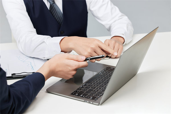 人才流失嚴重，人力資源管理如何構(gòu)建穩(wěn)固人才防線？