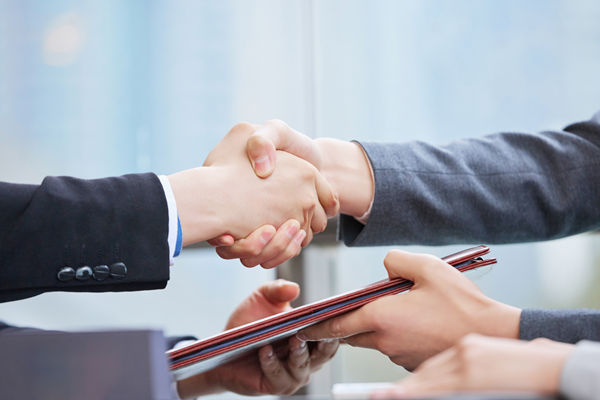 市場風向突變，企業(yè)既定戰(zhàn)略陷入僵局，如何調(diào)整實現(xiàn)突圍？