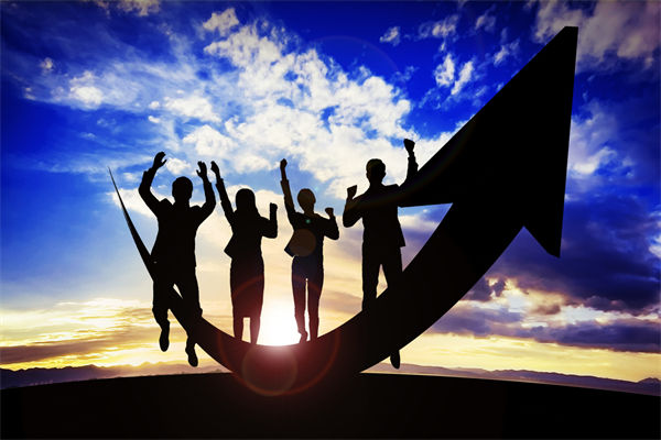 組織架構(gòu)混亂，效率極低，怎么規(guī)劃才能讓企業(yè)重?zé)ㄉ鷻C(jī)？