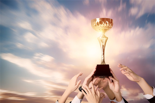 績效與薪酬脫鉤，薪酬咨詢?nèi)绾沃厮芨咝Ъ钸B接機制？