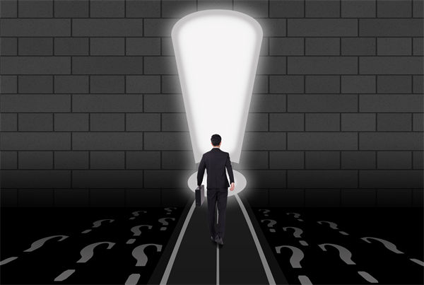 內(nèi)部矛盾重重，管理咨詢(xún)?nèi)绾沃χ亟ê椭C高效組織？