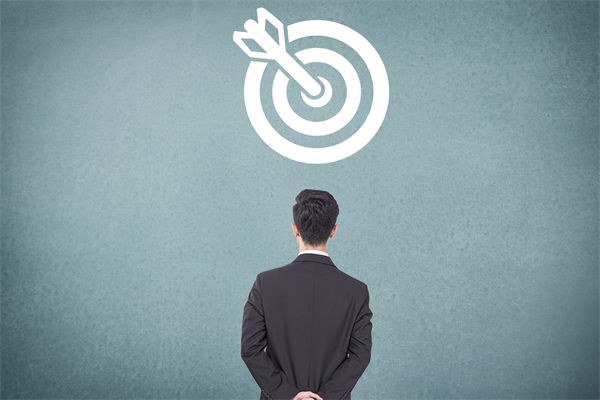 當(dāng)行業(yè)競(jìng)爭(zhēng)白熱化，戰(zhàn)略管理如何助企業(yè)脫穎而出？