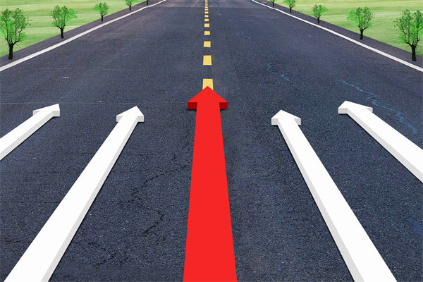 管理咨詢?nèi)绾瓮黄瞥Ｒ?guī)，為企業(yè)量身打造核心競爭優(yōu)勢？