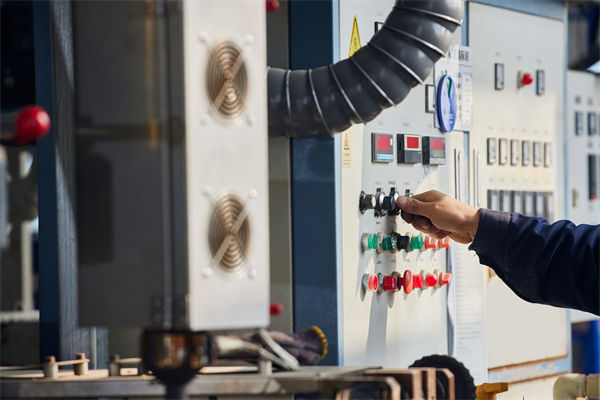 設(shè)備故障拖慢進(jìn)度，精益生產(chǎn)怎樣打造零故障車間？