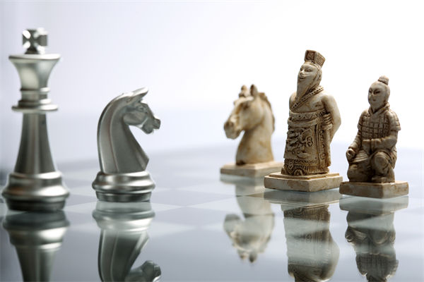 集團(tuán)管控松散低效？如何平衡集權(quán)分權(quán)激活子公司動(dòng)能？