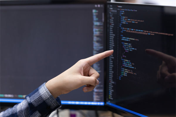 數(shù)據(jù)泛濫成災(zāi)難利用？企業(yè)數(shù)字化轉(zhuǎn)型如何打通任督二脈？