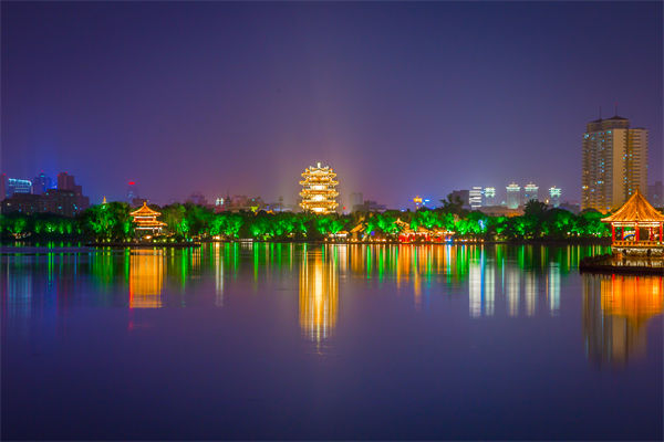 營銷轉化率低迷？濟南營銷咨詢公司如何精準打通獲客變現(xiàn)鏈路？