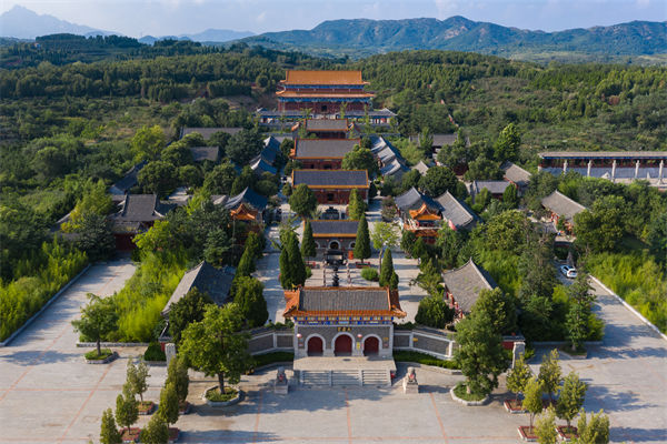 企業(yè)計(jì)劃年年空轉(zhuǎn)？煙臺(tái)年度經(jīng)營(yíng)咨詢?nèi)绾巫屇繕?biāo)從模糊變可落地？