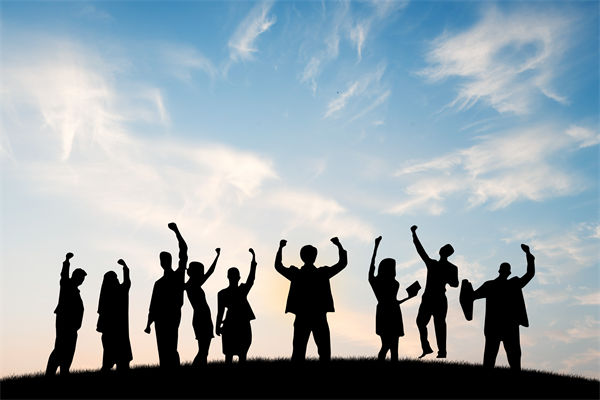 目標(biāo)年年改，是環(huán)境變太快還是規(guī)劃沒抓底層邏輯？