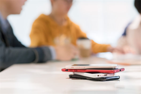 人力資源該管控還是賦能？多數(shù)企業(yè)都踩錯(cuò)了管理節(jié)奏！