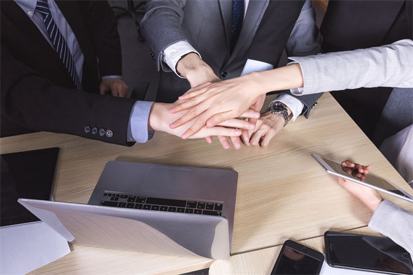 年度經(jīng)營(yíng)計(jì)劃目標(biāo)宏大，執(zhí)行時(shí)為何總?cè)迸R門一腳？