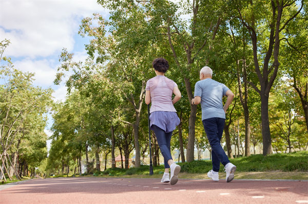 中國(guó)人均預(yù)期壽命79歲，對(duì)企業(yè)文件有何啟示？