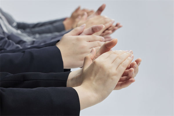 企業(yè)文化管理為何總走樣？這些隱性斷層您察覺了嗎？