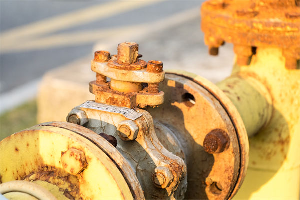 設(shè)備老化嚴重影響產(chǎn)能，制造業(yè)怎樣合理規(guī)劃設(shè)備更新？