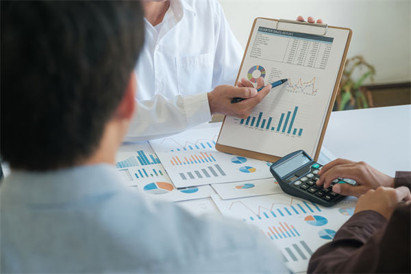 預算調整機制看似靈活，應對市場變化為何仍顯滯后？