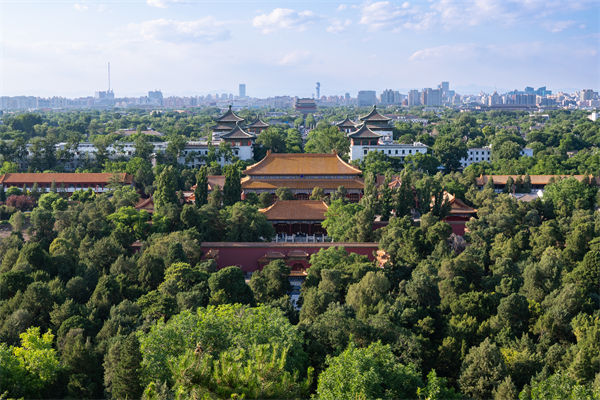 多家公司通知帶薪放假看閱兵，績效管理有何啟示？