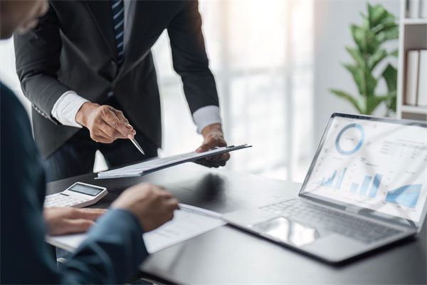 戰(zhàn)略咨詢公司，如何助力企業(yè)設(shè)計(jì)并落地商業(yè)模式？